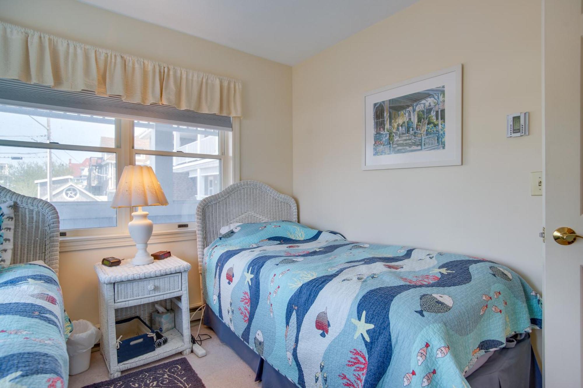 Breezy Oak Bluffs Condo - Steps To Inkwell Beach! Екстериор снимка